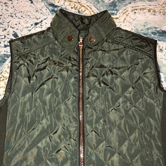Cavalini small olive green hunting puffer vest - Picture 9 of 11